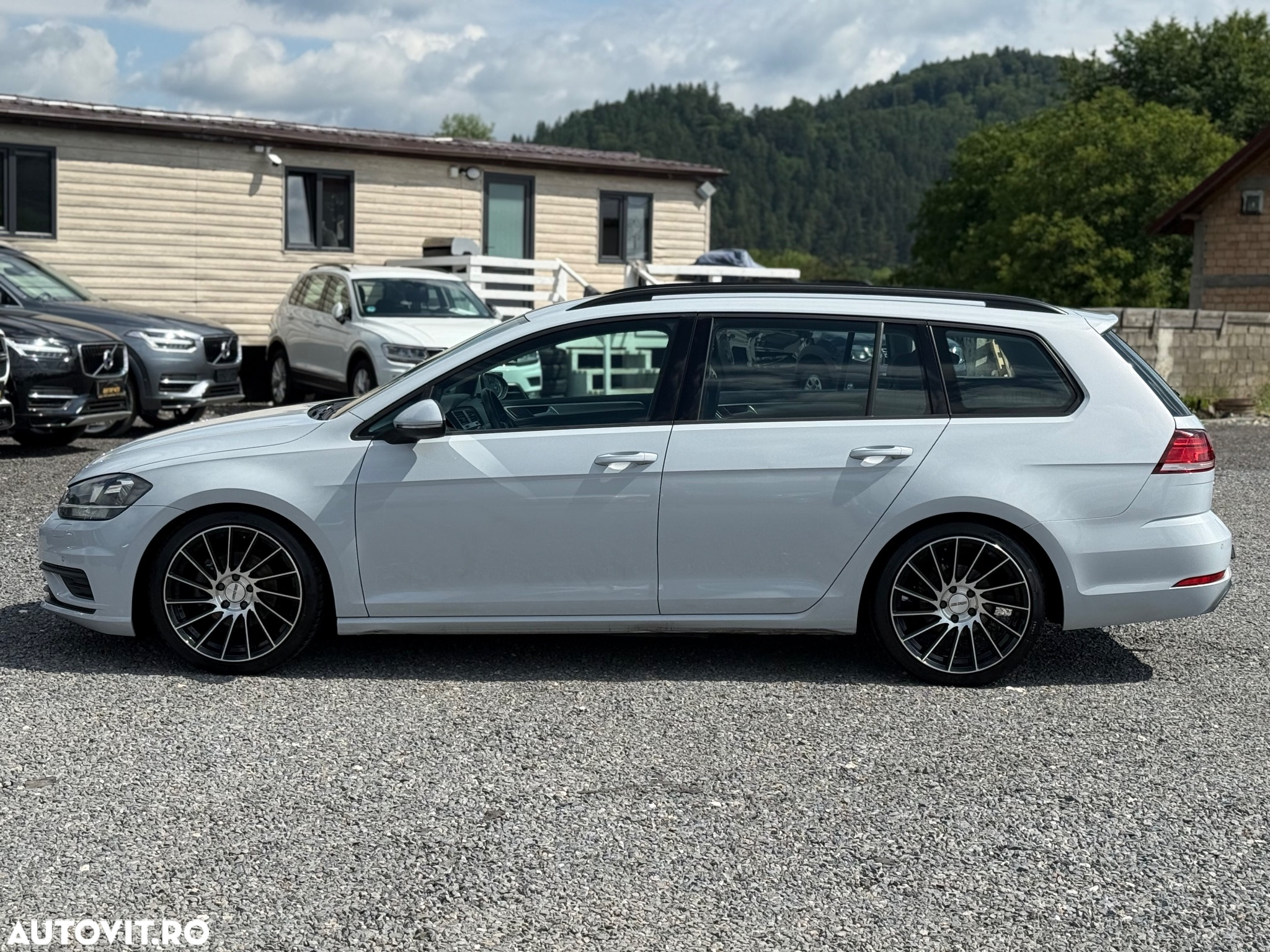 Volkswagen Golf 1.6 TDI (BlueMotion Technology) Trendline - 20
