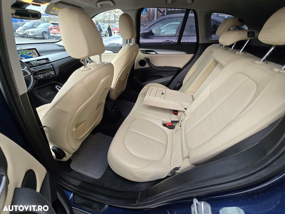 BMW X1 - 10