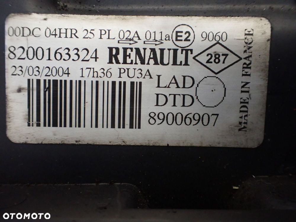 LAMPA PRAWA PRZEDNIA RENAULT LAGUNA II 2.2DCI 8200163324 - 7