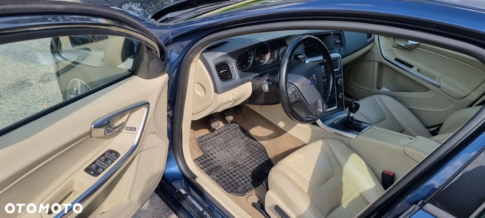 Volvo S60 D3 Summum - 15