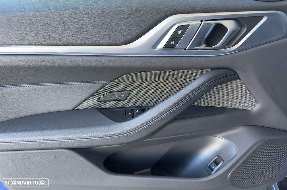 BMW i4 eDrive40 Pack Desportivo M - 9