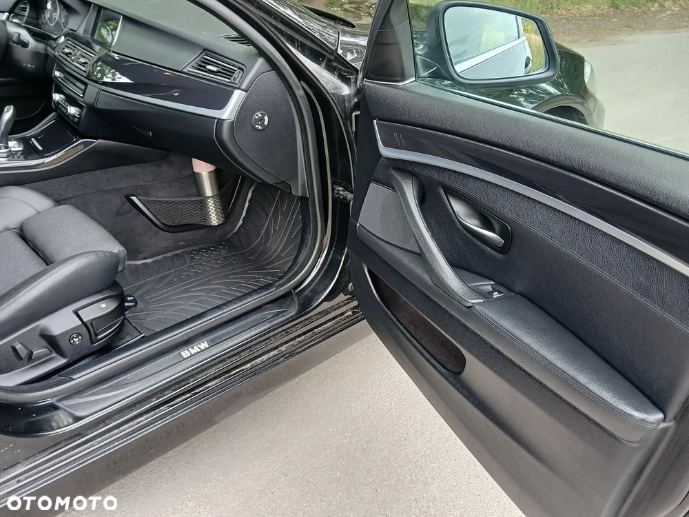 BMW Seria 5 - 12