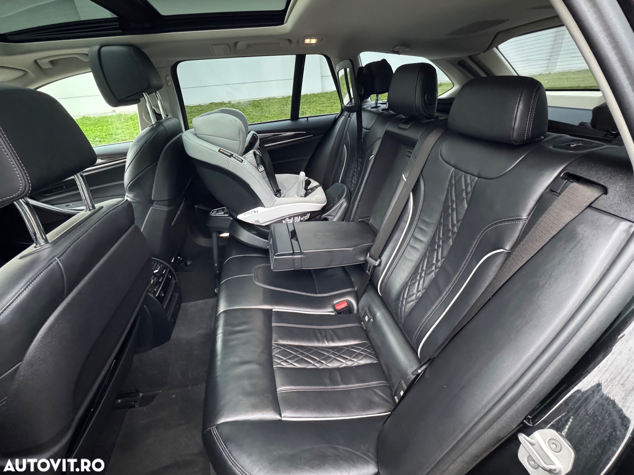 BMW Seria 5 520d xDrive Touring Aut. Luxury Line - 4