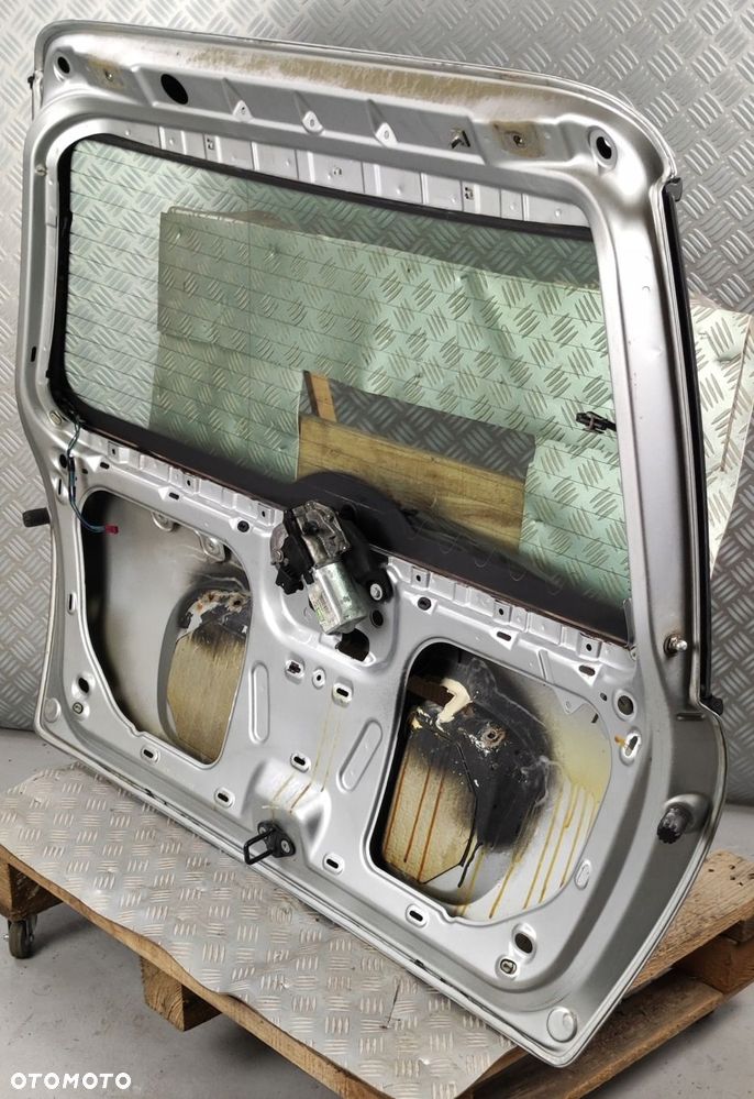 klapa bagażnika tył tylna srebrna szyba silniczek MINI COOPER S R50 R53 - 6