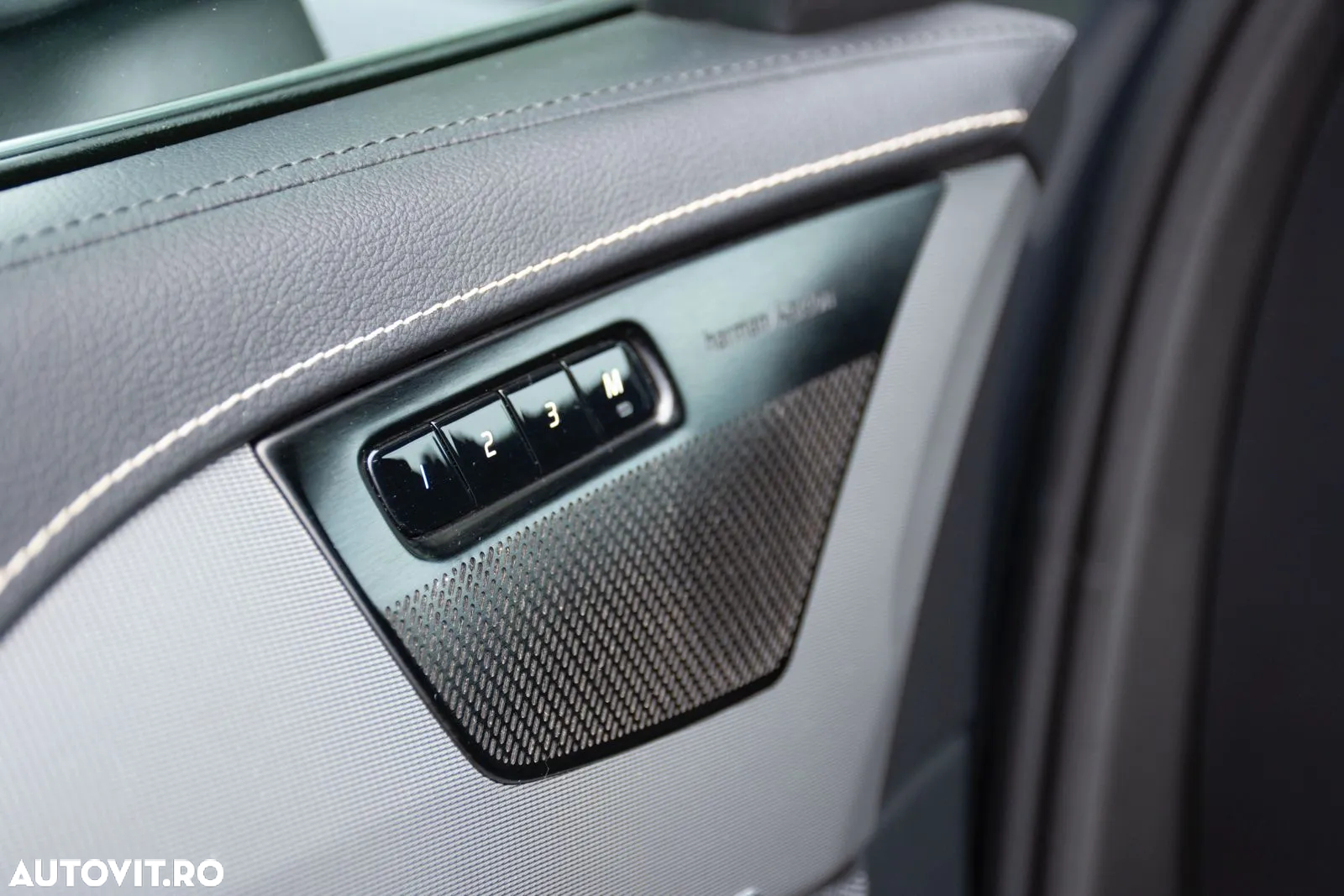 Volvo XC 90 D5 AWD Geartronic RDesign - 19