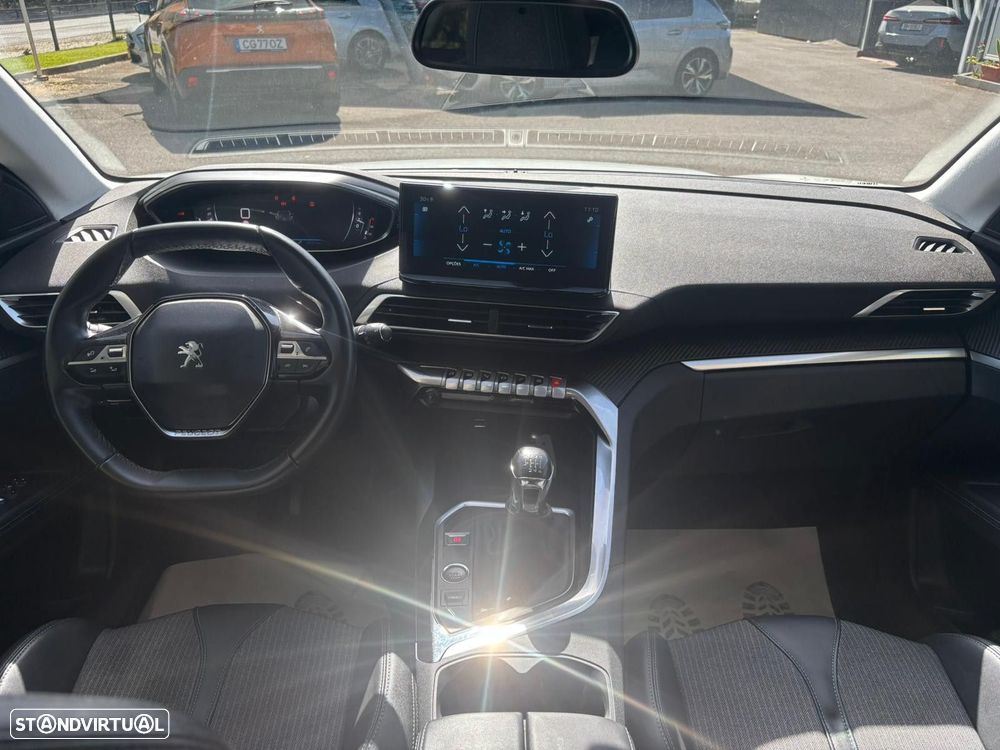 Peugeot 3008 BlueHDi 130 Stop & Start Allure - 29