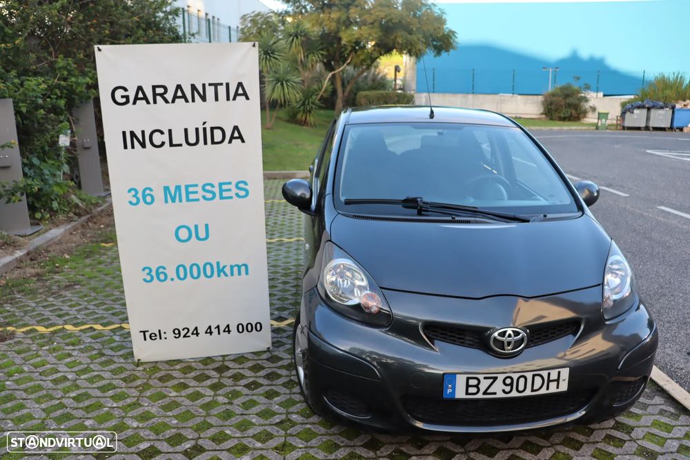 Toyota Aygo 1.0 Plus Sport Pack+VSC - 38