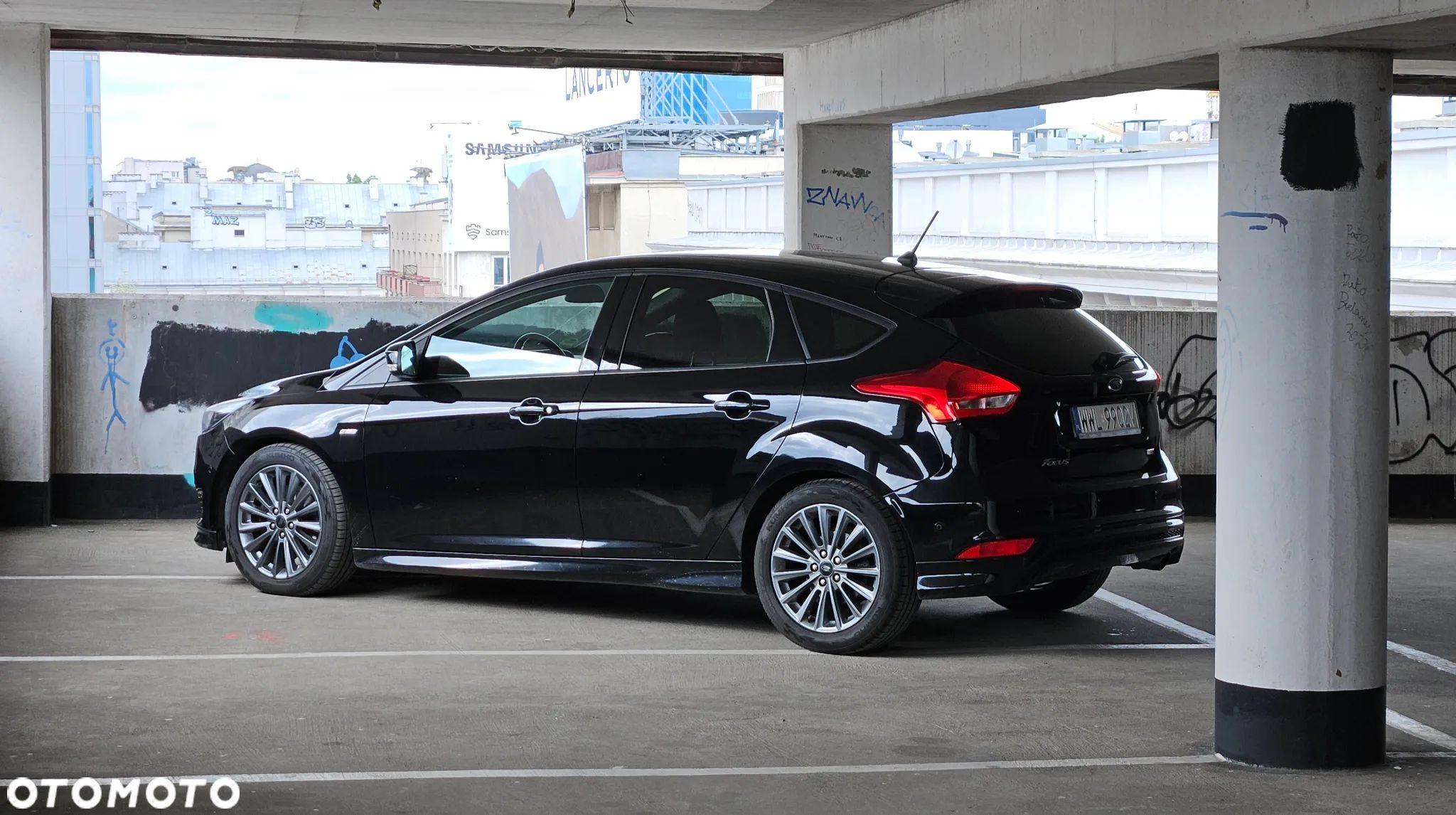 Ford Focus 1.5 EcoBoost Start-Stopp-System ST-LINE - 1