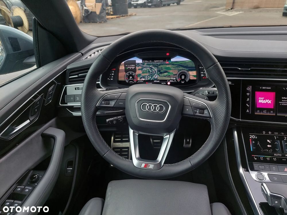 Audi Q8 Sportback e-tron - 32