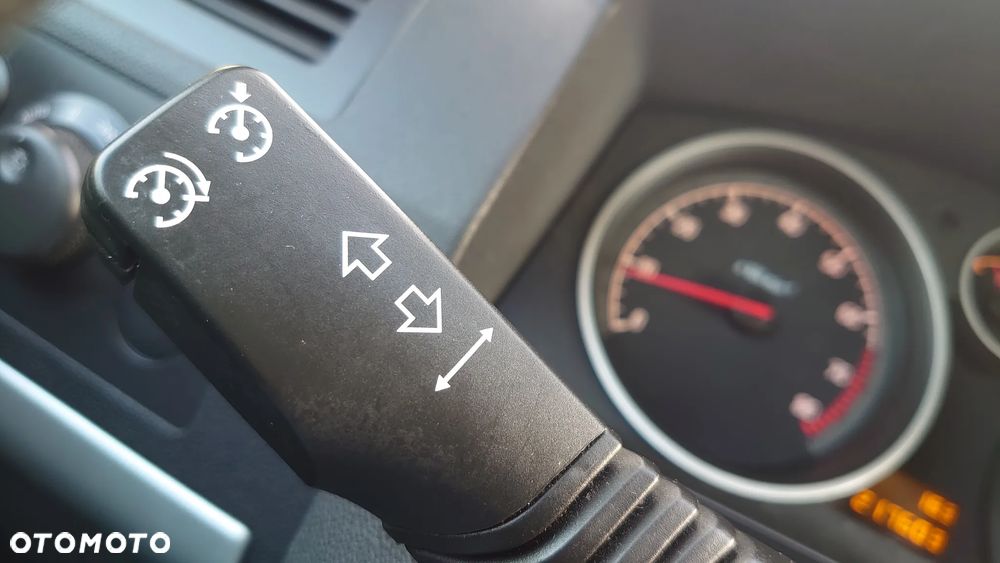 Opel Zafira 1.8 Navi - 17