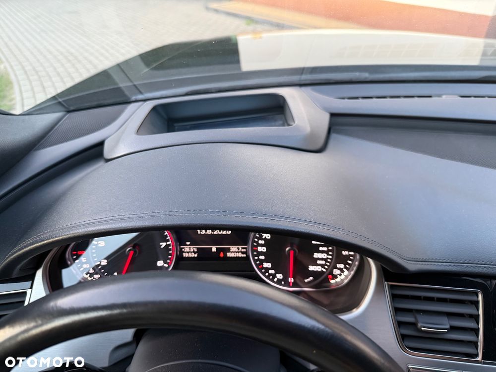 Audi A8 4.0 TFSI Quattro - 23