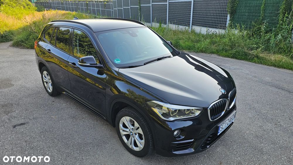 BMW X1 xDrive20i GPF Sport Line sport - 15