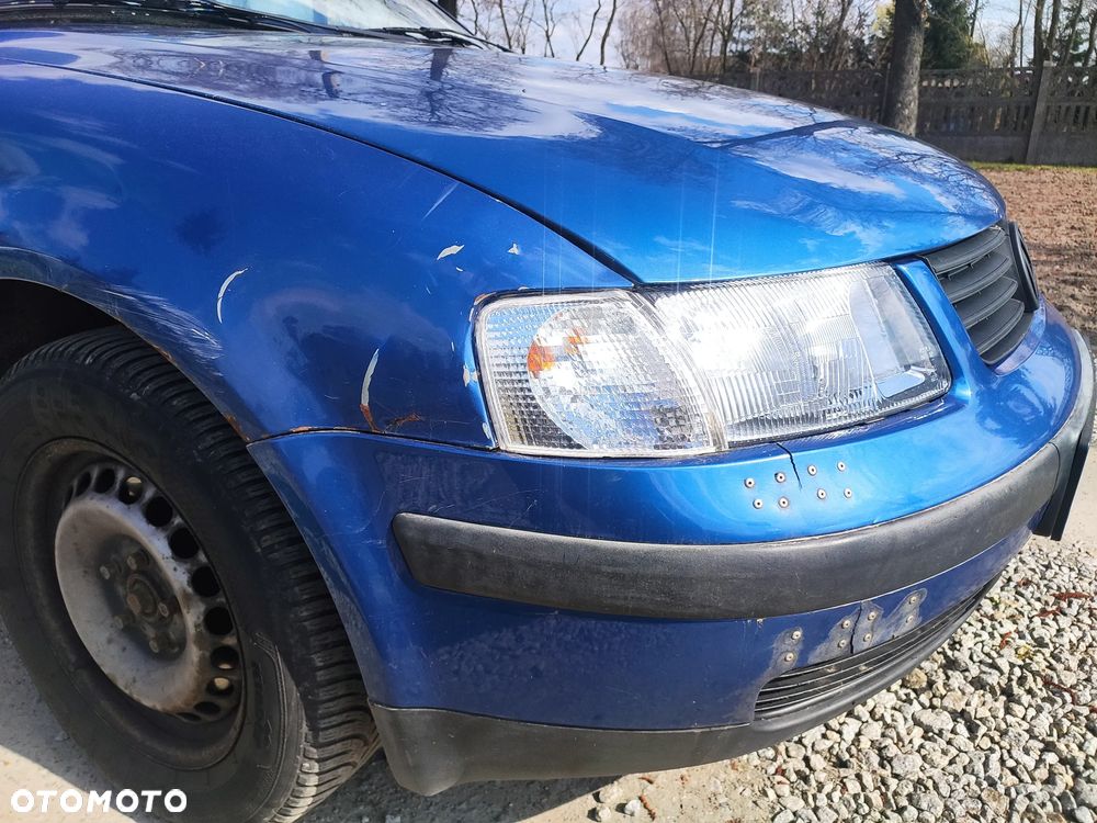 Volkswagen Passat 1.8T - 4