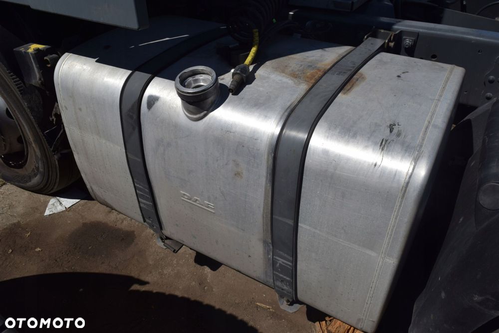 ZBIORNIK PALIWA DAF XF 105 - 1