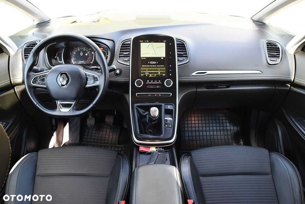 Renault Scenic - 27