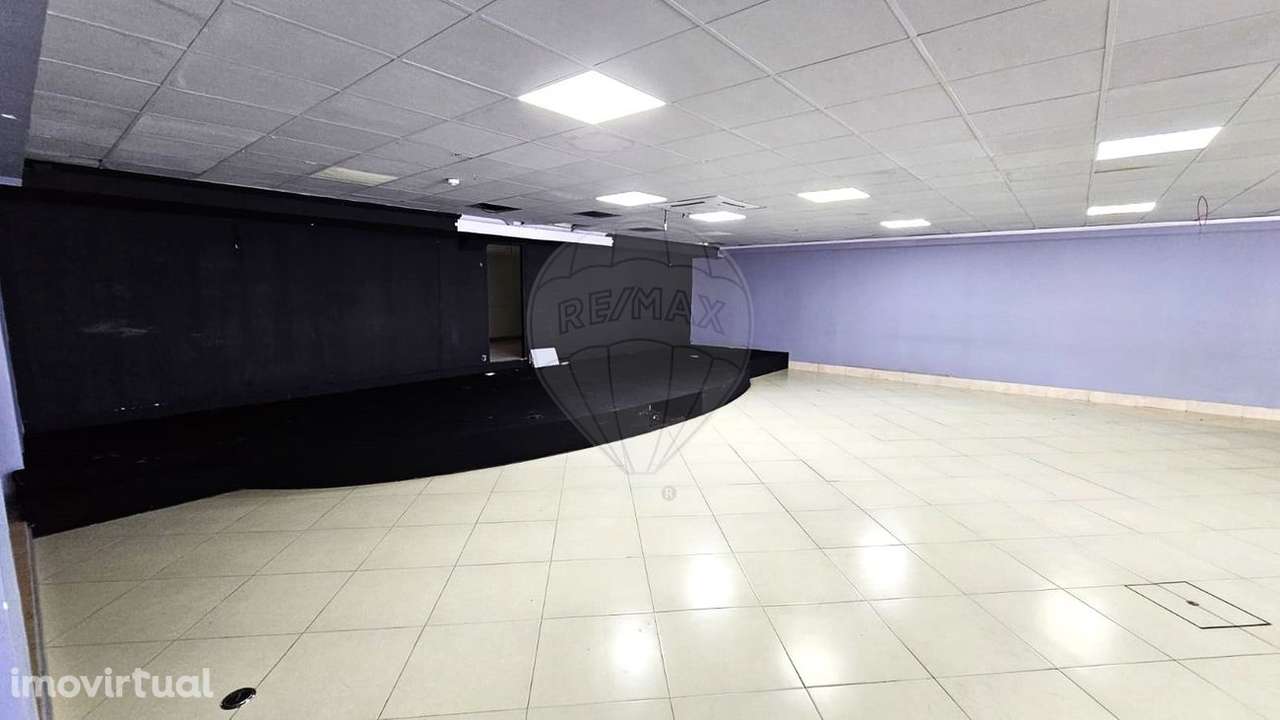 Armazém  para arrendamento - Grande imagem: 3/31