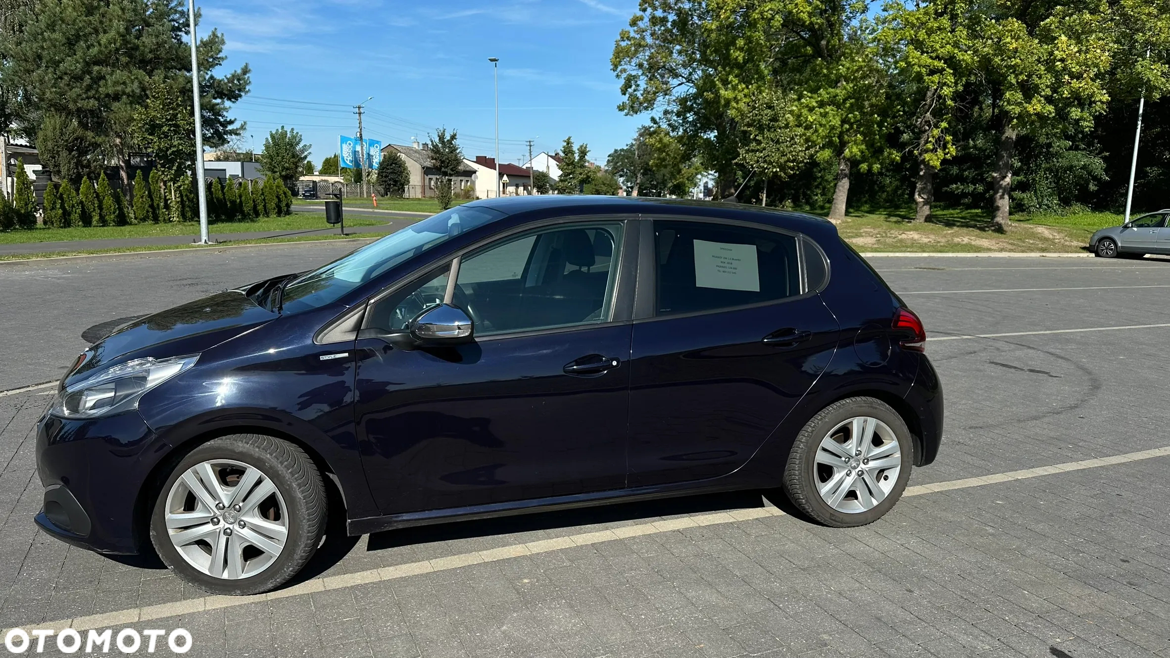 Peugeot 208 - 2