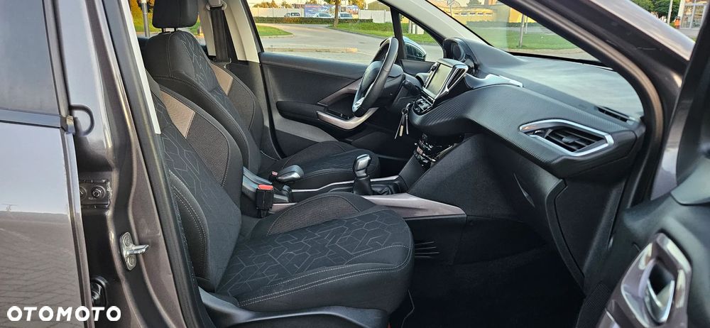 Peugeot 2008 1.6 BlueHDi Allure - 6