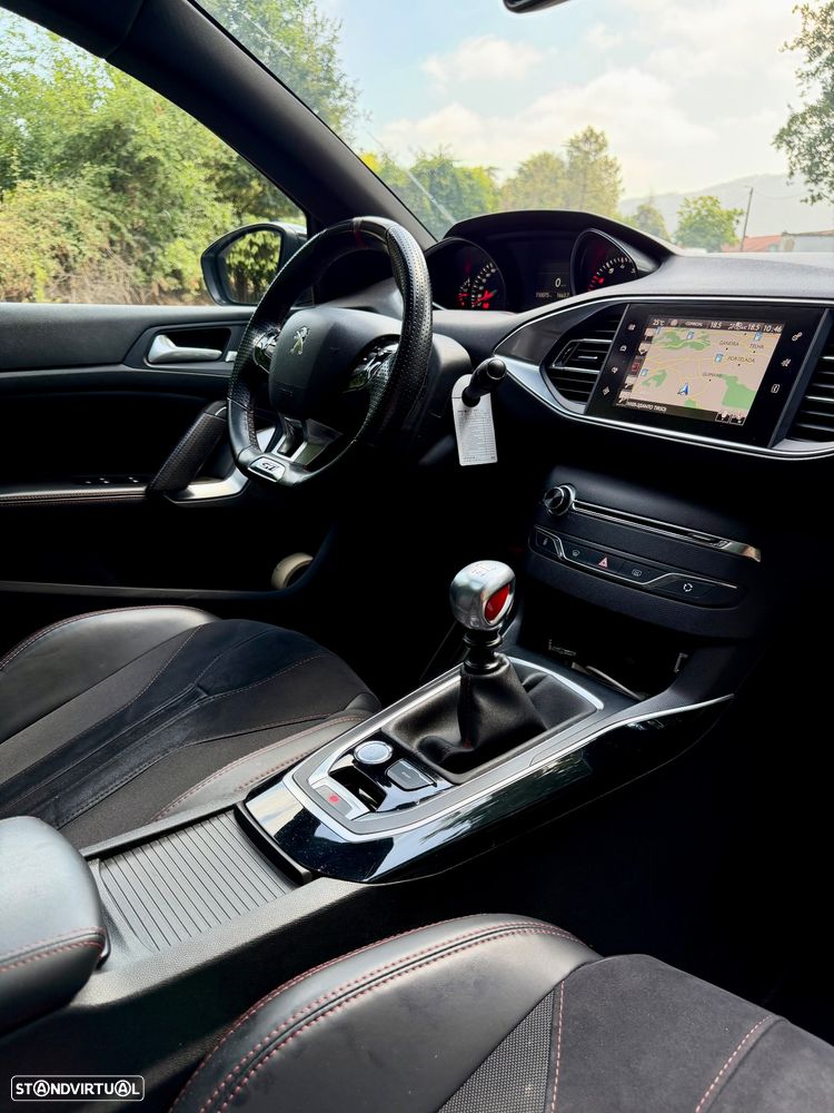 Peugeot 308 1.6 e-THP GTi - 21