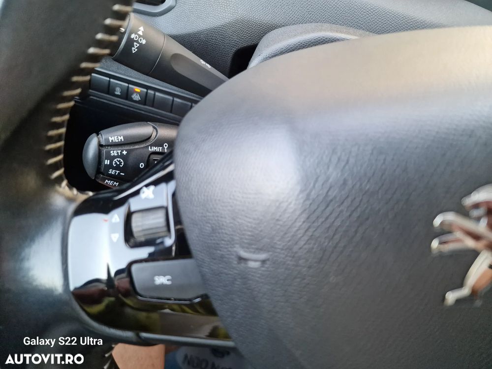 Peugeot 308 BlueHDi 130 Stop & Start GT Pack - 23