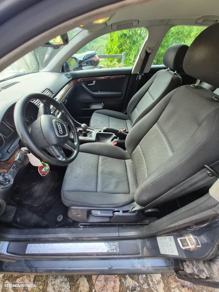 Audi A4 2.0 TDI Advance - 11