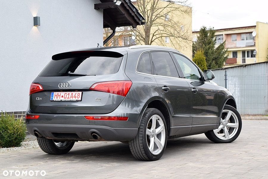 Audi Q5 3.2 FSI Quattro S tronic - 8