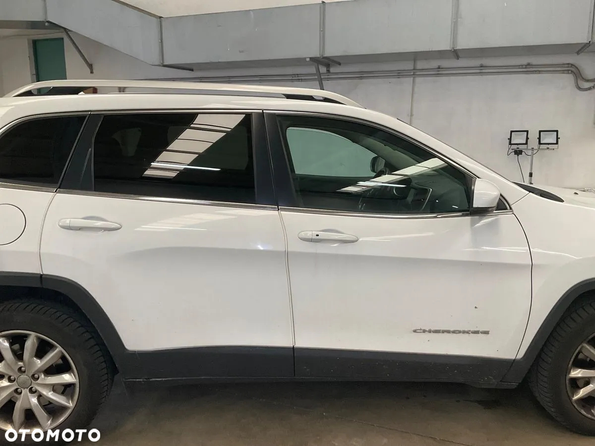 Jeep Cherokee 2.0 MJD Active Drive II Limited - 17