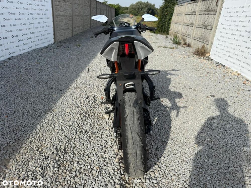 KTM RC 125 - 7