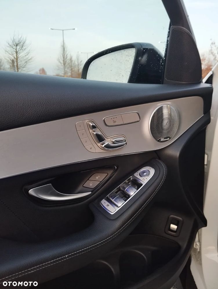 Mercedes-Benz GLC - 17