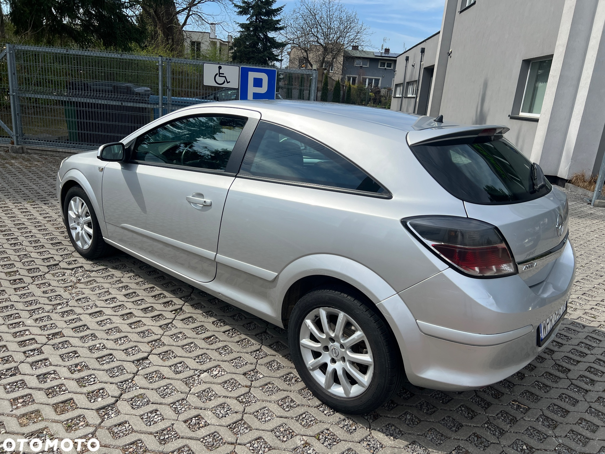 Opel Astra GTC 1.7 CDTI Sport - 5