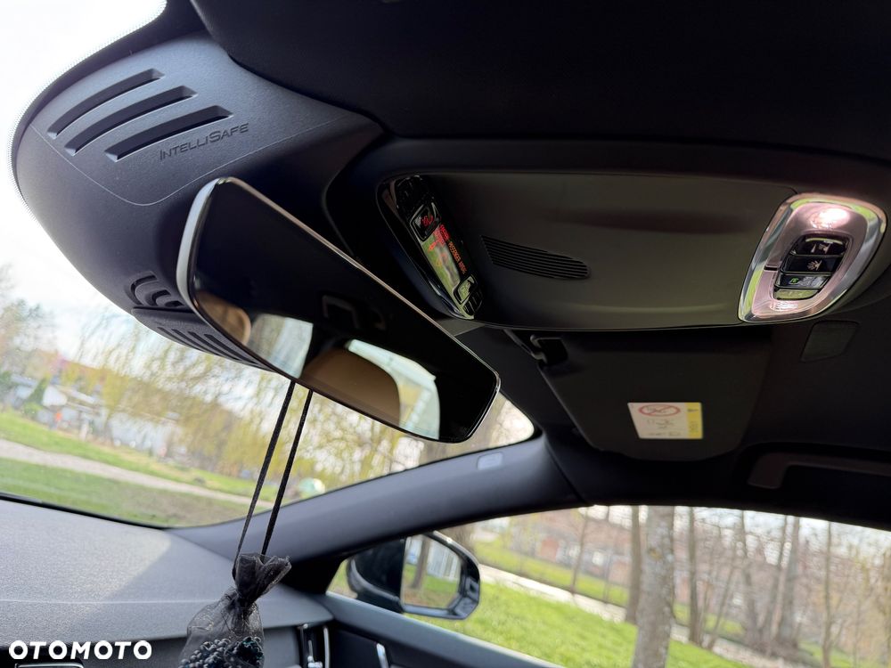 Volvo V90 D4 Geartronic Momentum Pro - 20