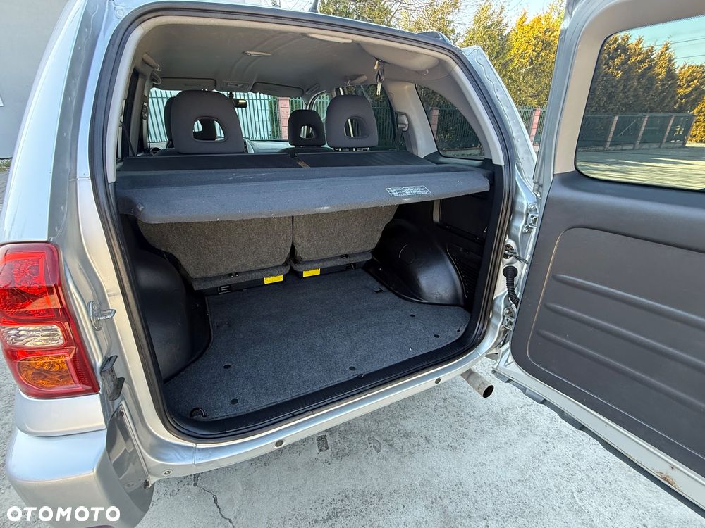 Toyota RAV4 4x4 Sol - 26