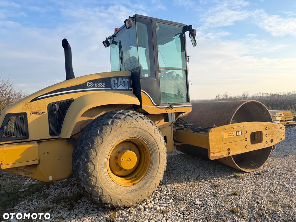 Caterpillar CS-563E - 1