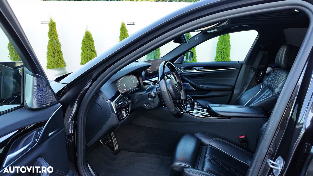 BMW Seria 5 540i xDrive AT MHEV - 12