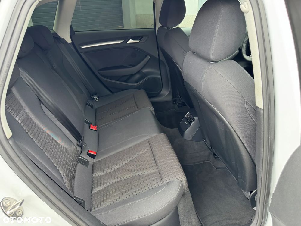 Audi A3 Sportback 1.8 TFSI S tronic Attraction - 9