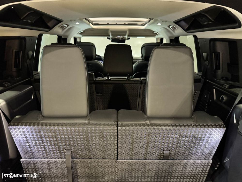 Land Rover Defender 3.0 I6 110 AWD X-Dynamic HSE - 49