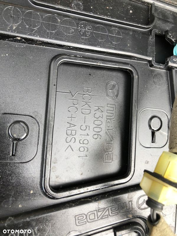 MAZDA 3 BP 2019- SPOILER LOTKA KLAPY BAGAŻNIKA HB - 5