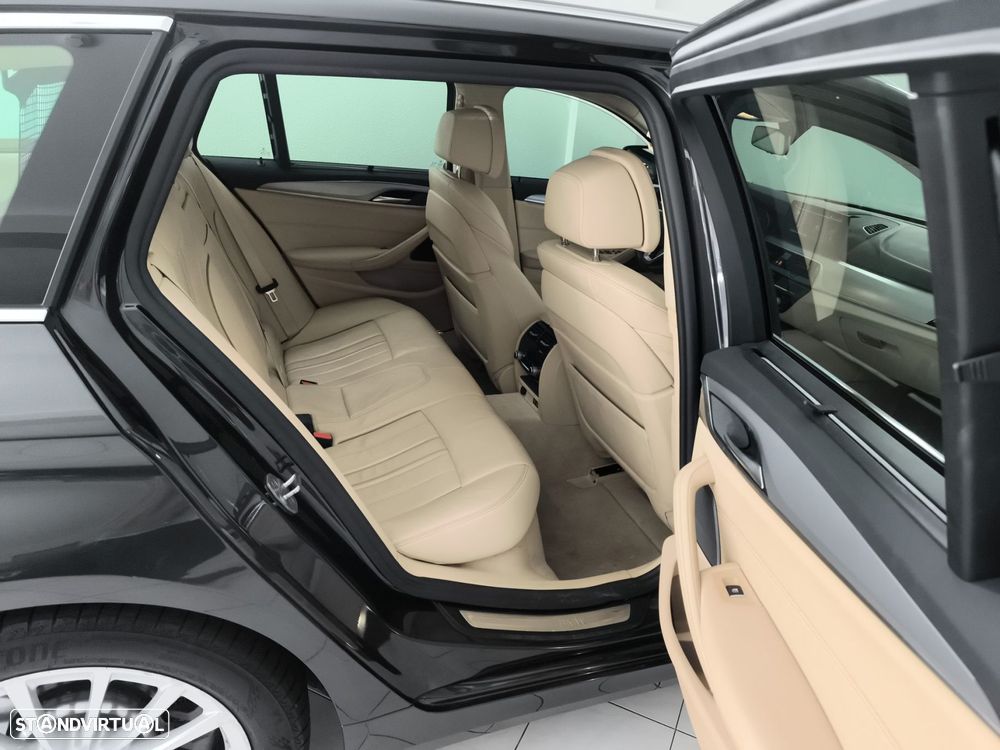 BMW 520 d Line Luxury Auto - 3