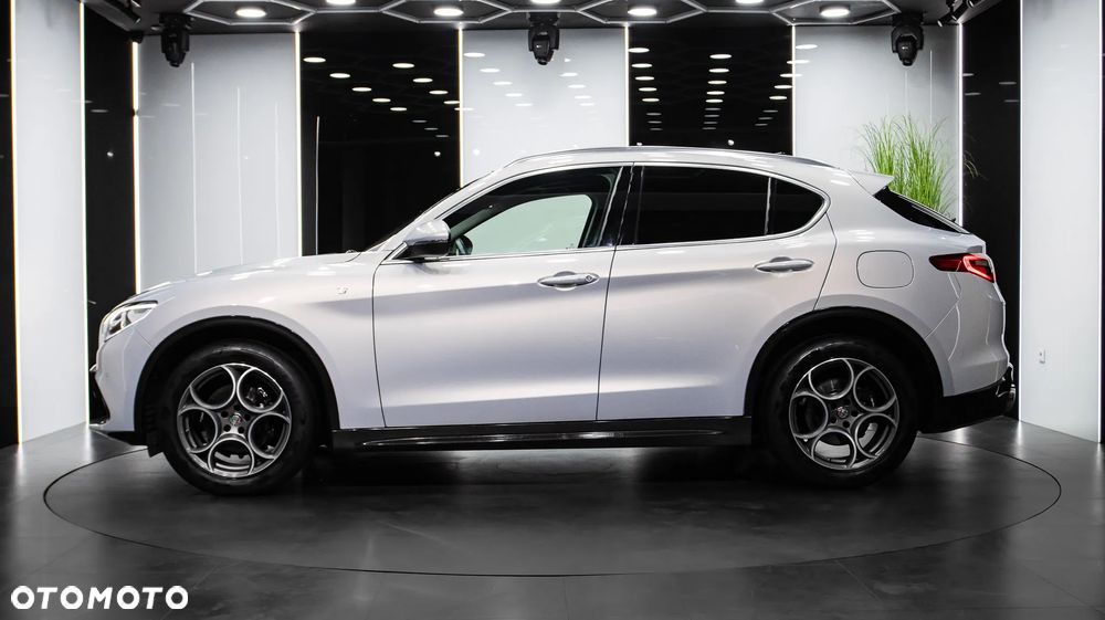 Alfa Romeo Stelvio 2.0 Turbo TI Q4 - 5