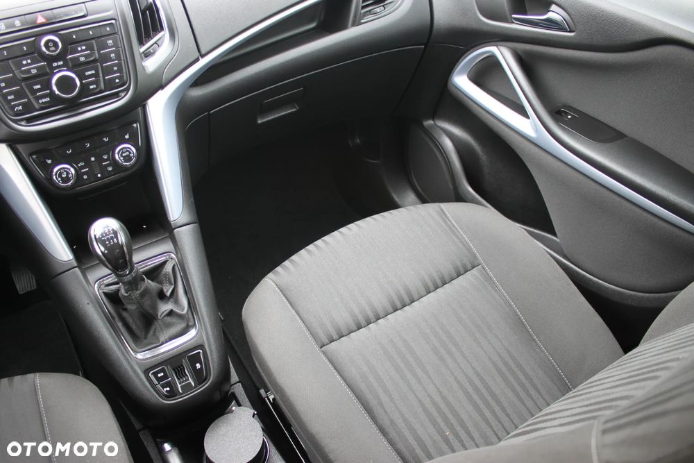 Opel Zafira - 19
