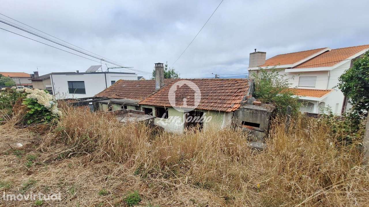 Moradia para restauro com terreno de 1032 m2 e Vistas de Mar em Laú... - Grande imagem: 4/24