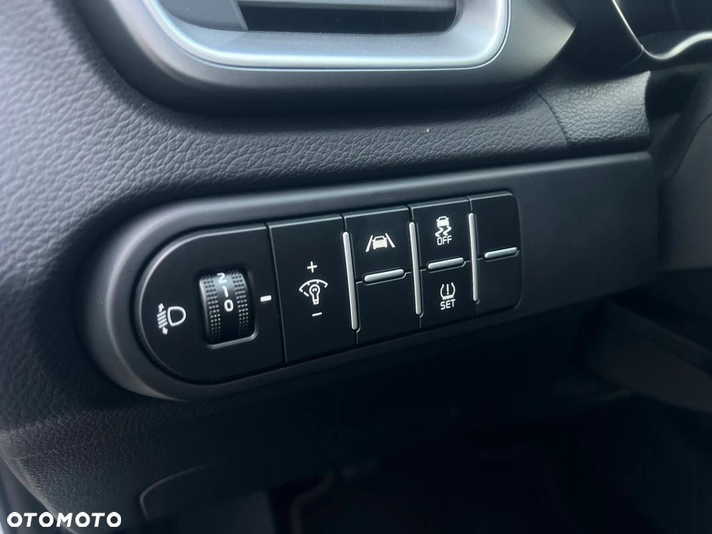 Kia XCeed 1.5 T-GDI M - 21