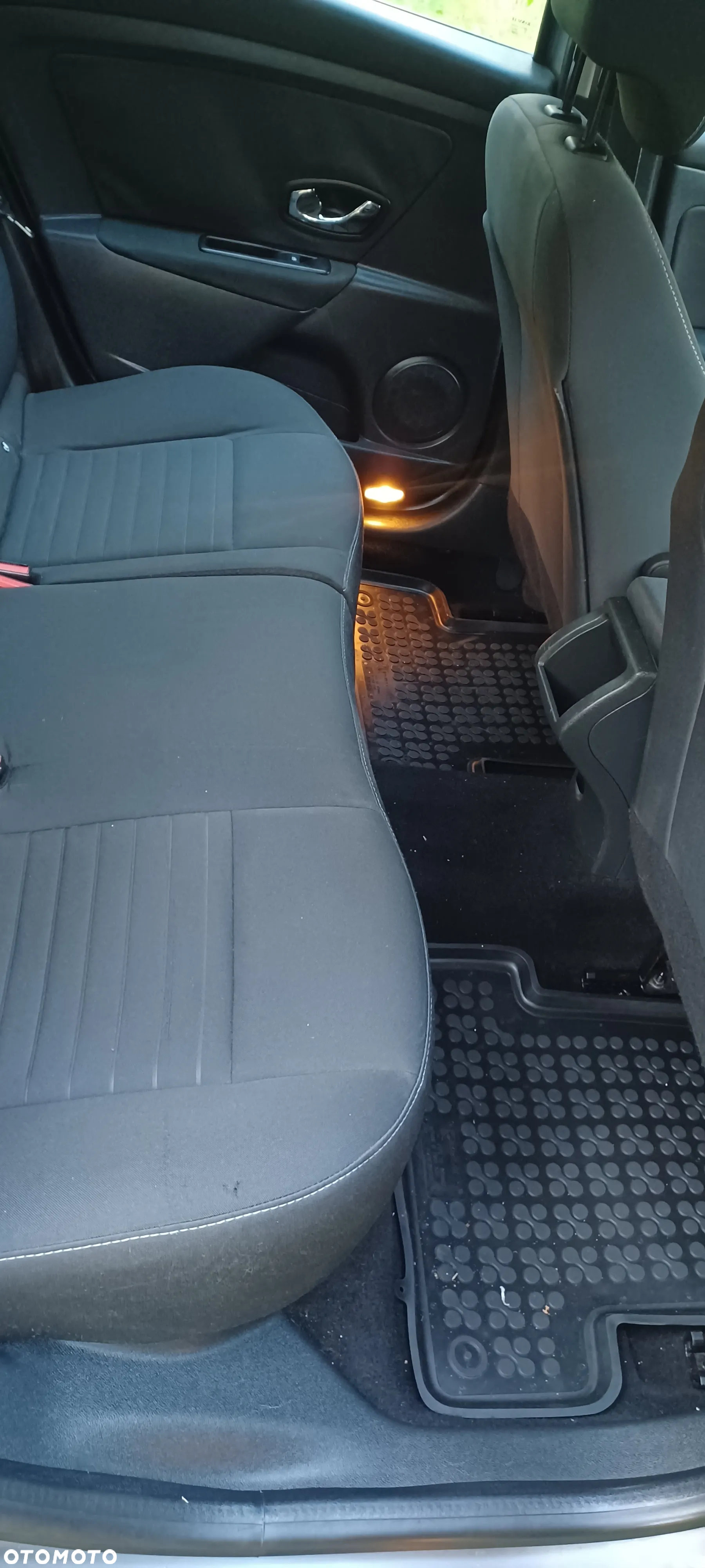 Renault Megane 1.6 16V 110 Dynamique - 19