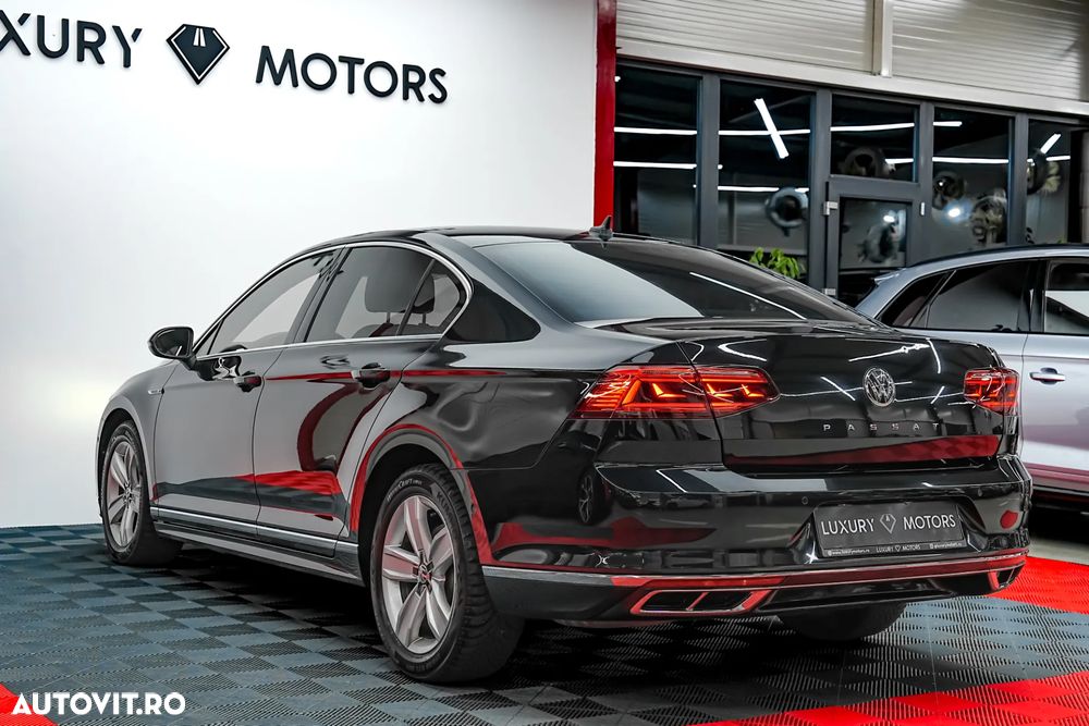 Volkswagen Passat 2.0 TDI DSG R Executive - 7