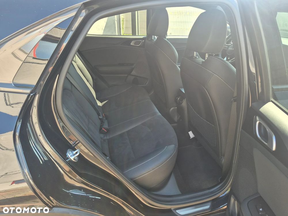 Kia XCeed 1.6 T-GDI OPF DCT7 GT-LINE - 17