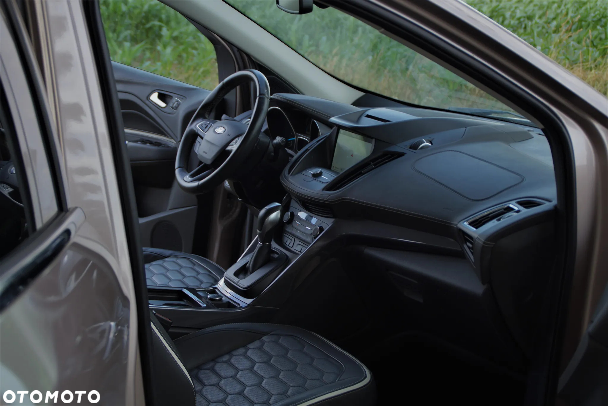 Ford Kuga - 24