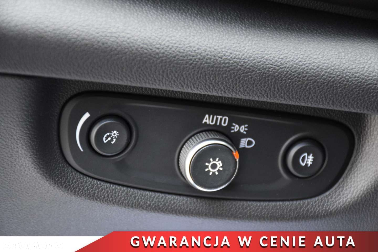 Opel Insignia - 23