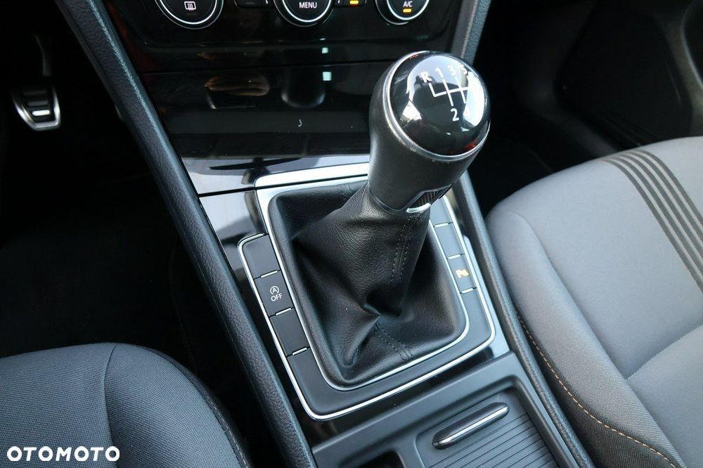 Volkswagen Golf 1.4 TSI BlueMotion Technology Allstar - 19