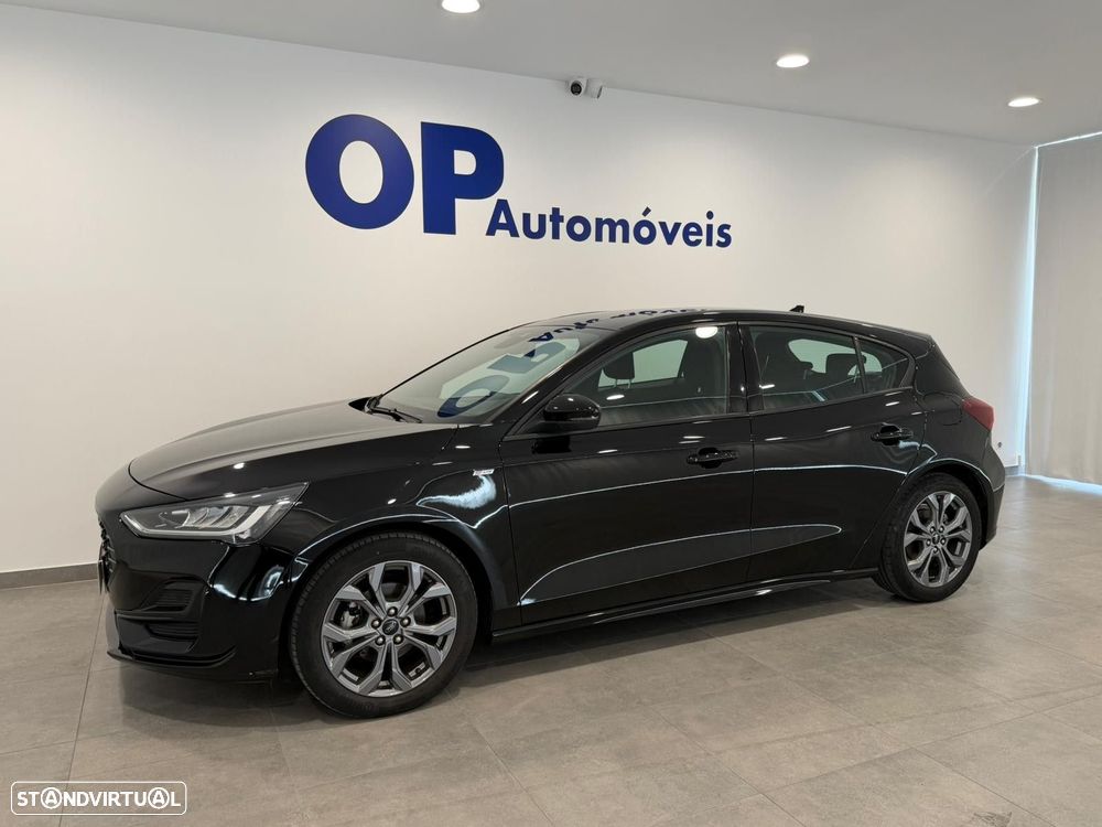 Ford Focus 1.0 EcoBoost MHEV ST-Line - 2