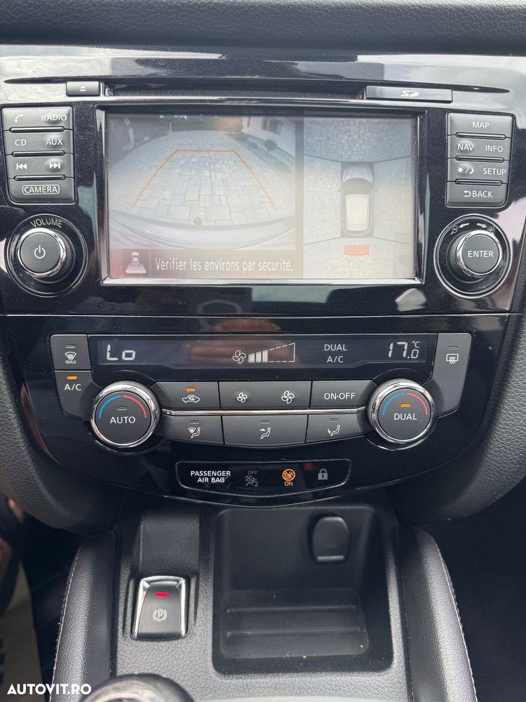Nissan Qashqai 1.5 DCI Start/Stop N-Connecta - 11